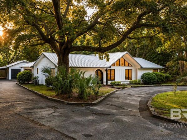 612 Forestwood Drive, Gulf Shores, AL 36542
