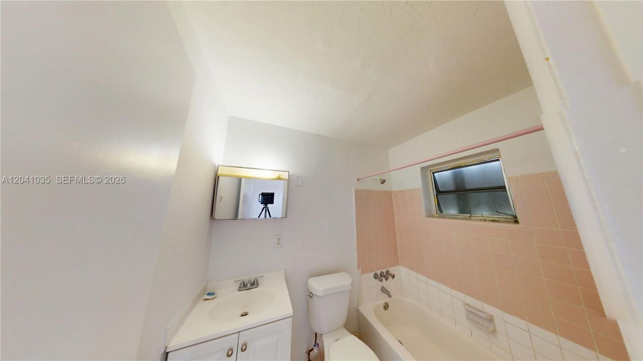 6811 SW 16th St , Miami, FL 33155 Photo