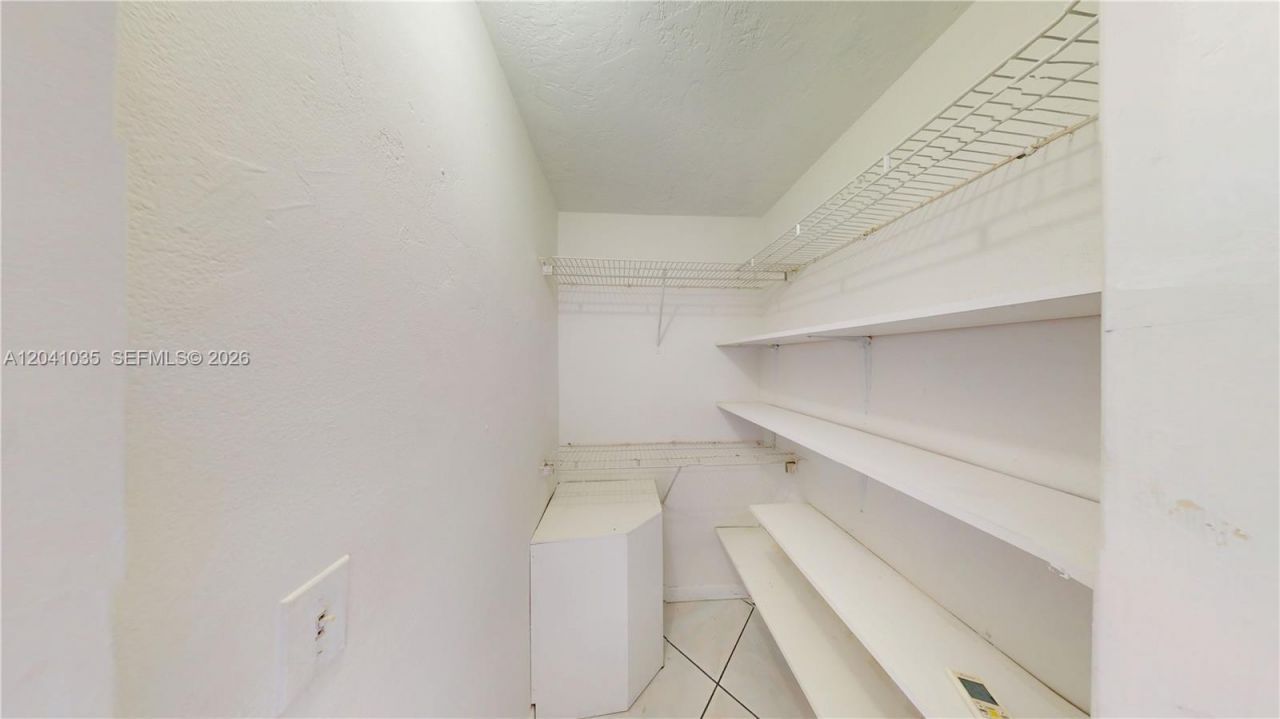 6811 SW 16th St , Miami, FL 33155 Photo