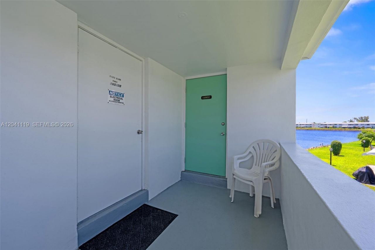 1116 Lake Ter , Unit 208, Boynton Beach, FL 33426 Photo