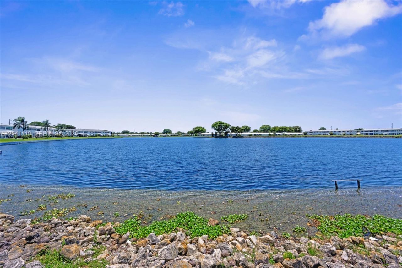 1116 Lake Ter , Unit 208, Boynton Beach, FL 33426 Photo