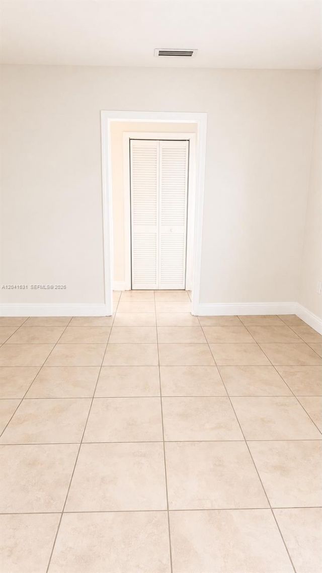 943 NW 63rd St, Miami, FL 33150 Photo