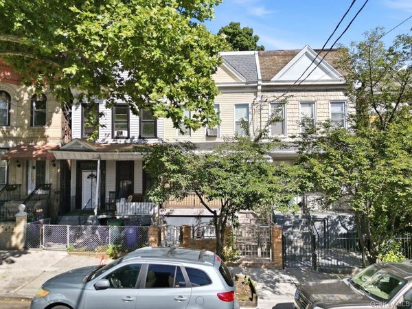 1328 Teller Avenue , Bronx, NY 10456