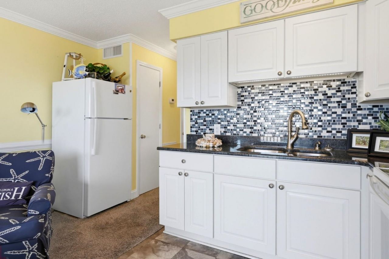 6000 N Ocean Blvd.  Photo 12