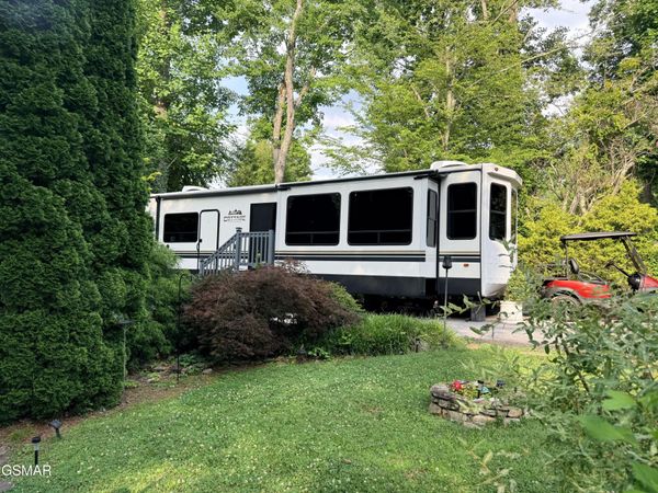 4229 E Parkway #110 , Gatlinburg, TN 37738