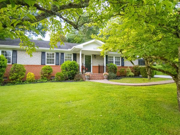 321 Creekmoor Drive, Jefferson City, TN 37760