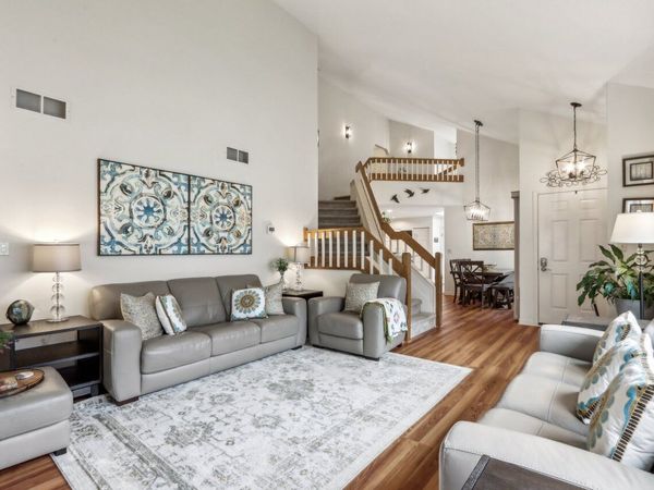 14048 W Waters Edge Trl, New Berlin, WI 53151