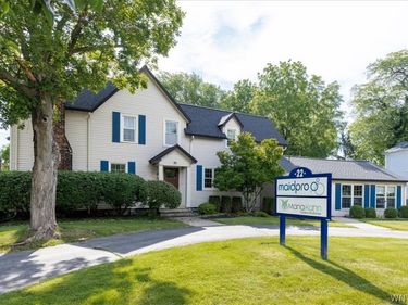22 Lafayette Boulevard , Amherst, NY 14221