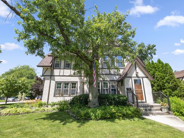 1146 Douglas Avenue , Flossmoor, IL 60422