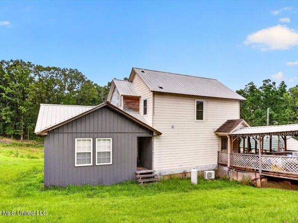 4668 Central Academy Road, Sardis, MS 38666