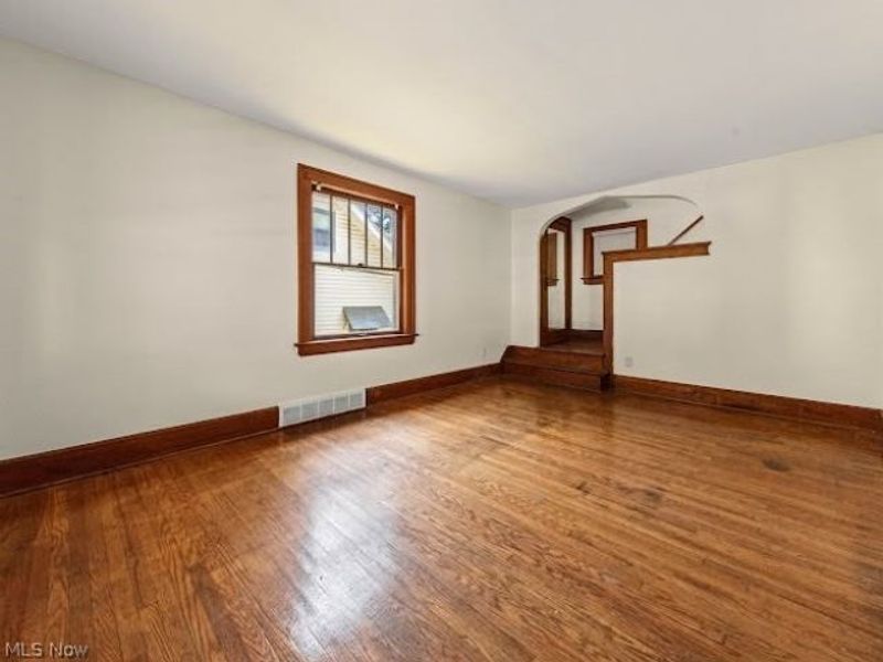 577 Eastland Avenue, Akron, OH 44305 Photo 11