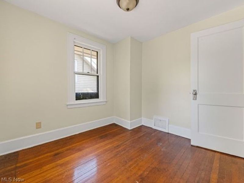 577 Eastland Avenue, Akron, OH 44305 Photo 20