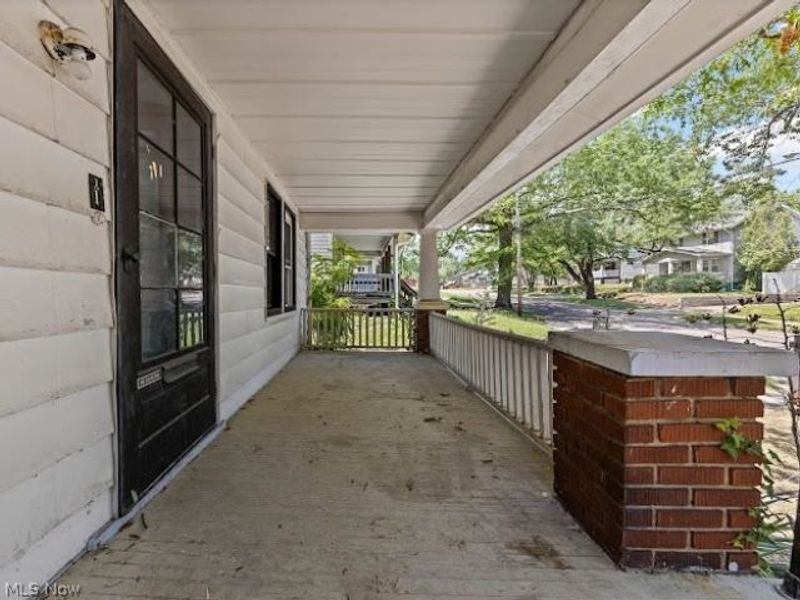 577 Eastland Avenue, Akron, OH 44305 Photo 6