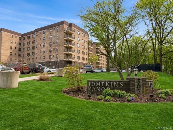 505 Central Avenue , Unit 618, White Plains, NY 10606