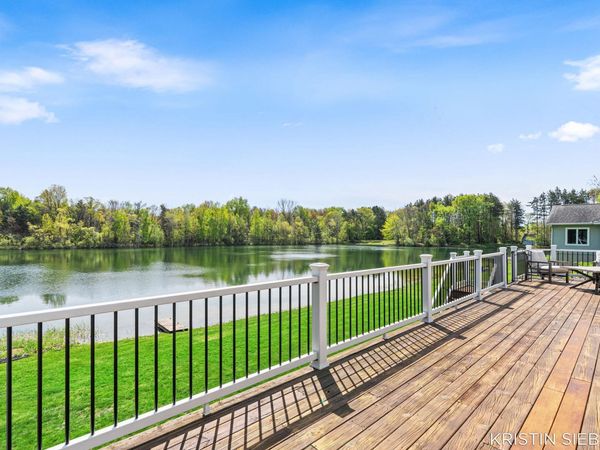 9760 Jade Drive, Allendale, MI 49401