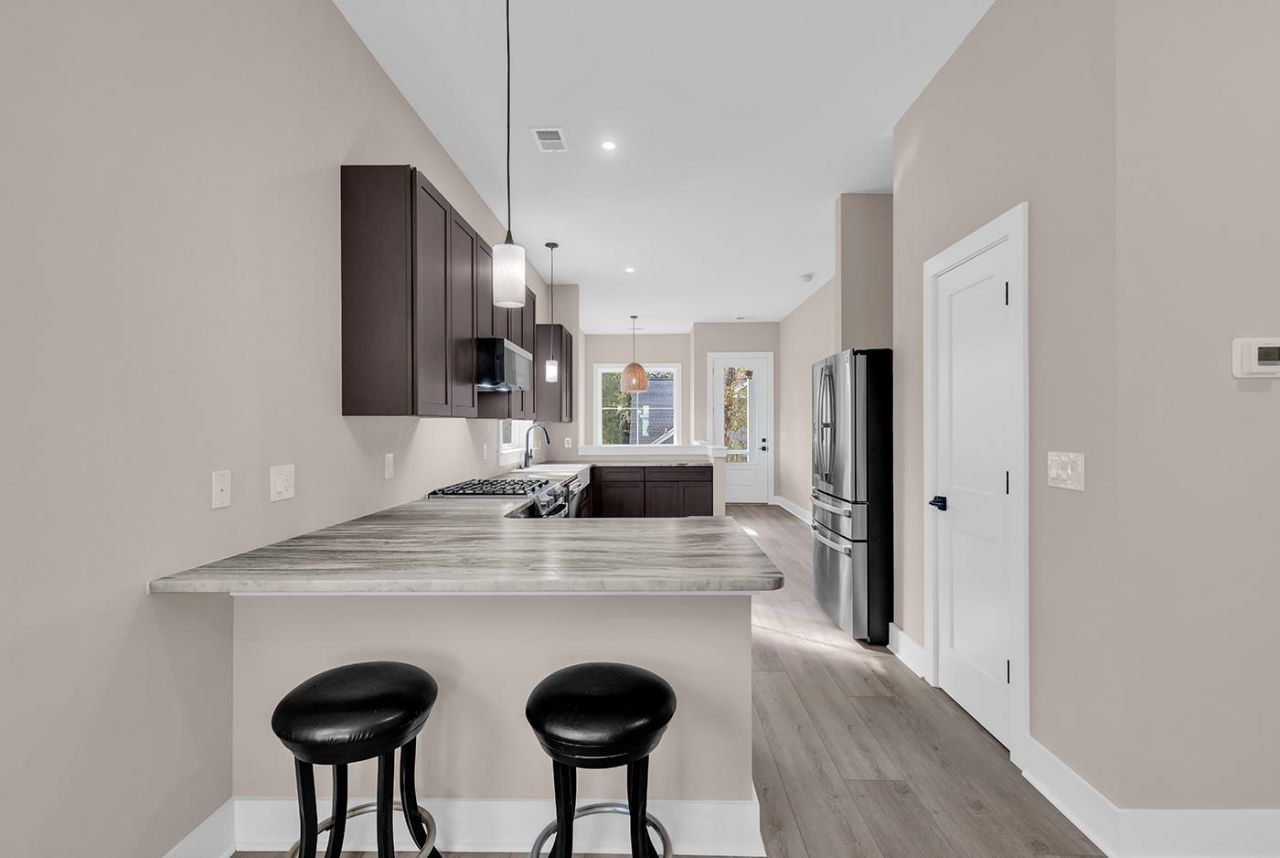535 Mary Lou Ave. Photo 6