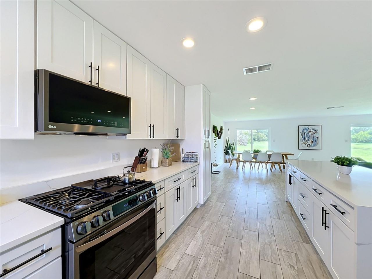 5501 Memorial Drive, Orlando, FL 32821 Photo
