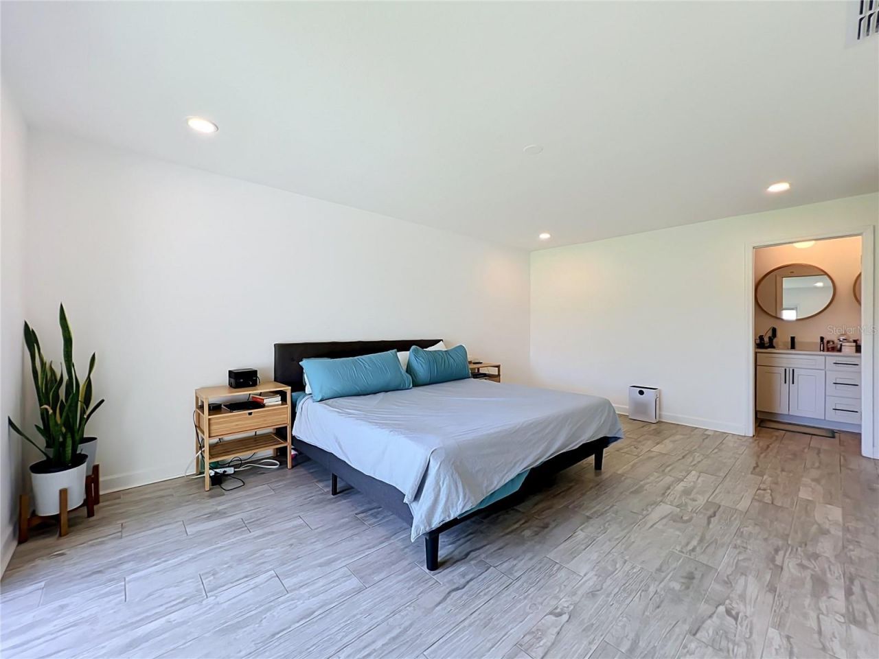 5501 Memorial Drive, Orlando, FL 32821 Photo
