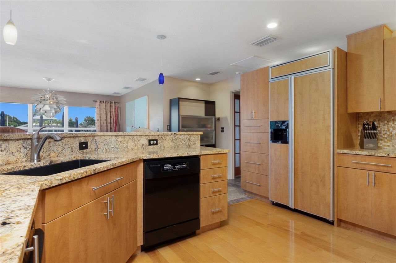 311 S Isle Drive, Saint Pete Beach, FL 33706 Photo