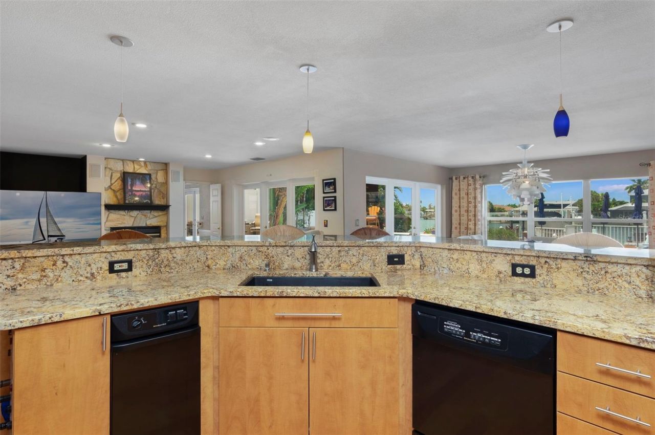 311 S Isle Drive, Saint Pete Beach, FL 33706 Photo