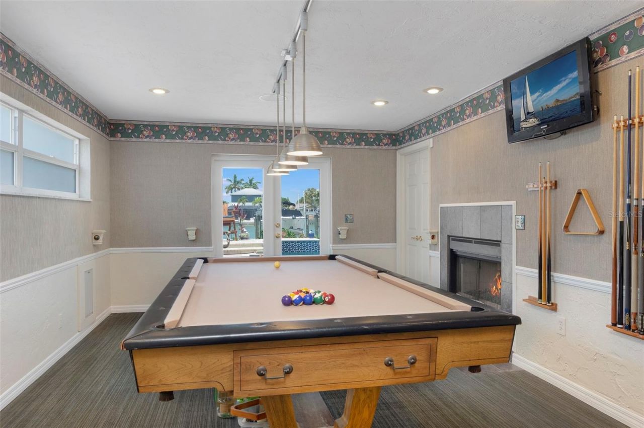 311 S Isle Drive, Saint Pete Beach, FL 33706 Photo