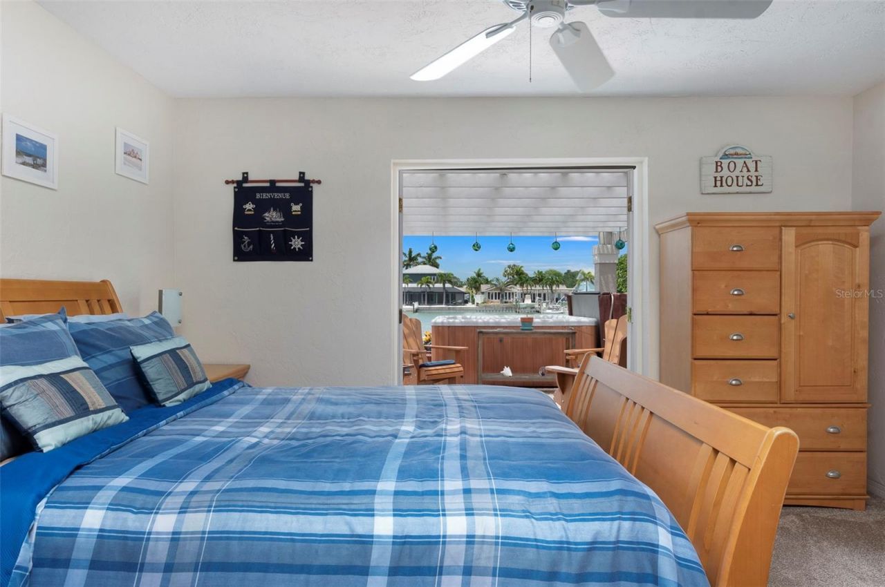 311 S Isle Drive, Saint Pete Beach, FL 33706 Photo