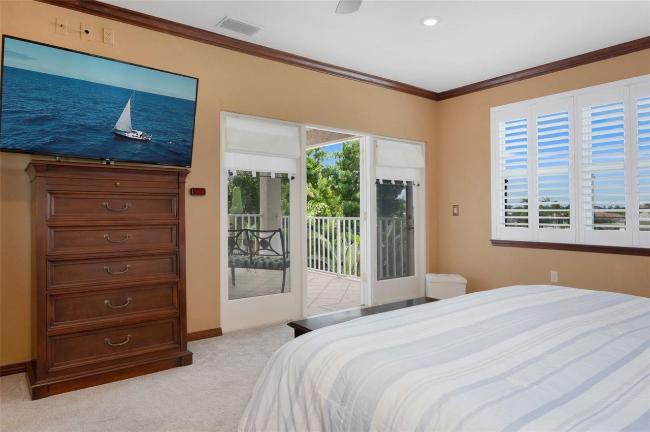 311 S Isle Drive, Saint Pete Beach, FL 33706 Photo