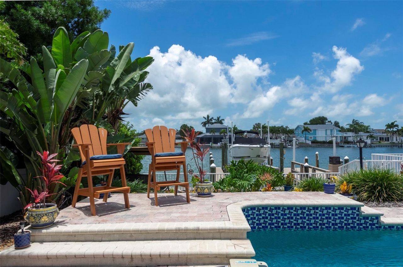 311 S Isle Drive, Saint Pete Beach, FL 33706 Photo