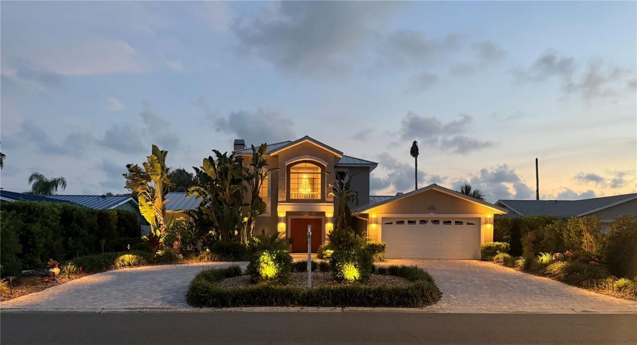 311 S Isle Drive, Saint Pete Beach, FL 33706 Photo