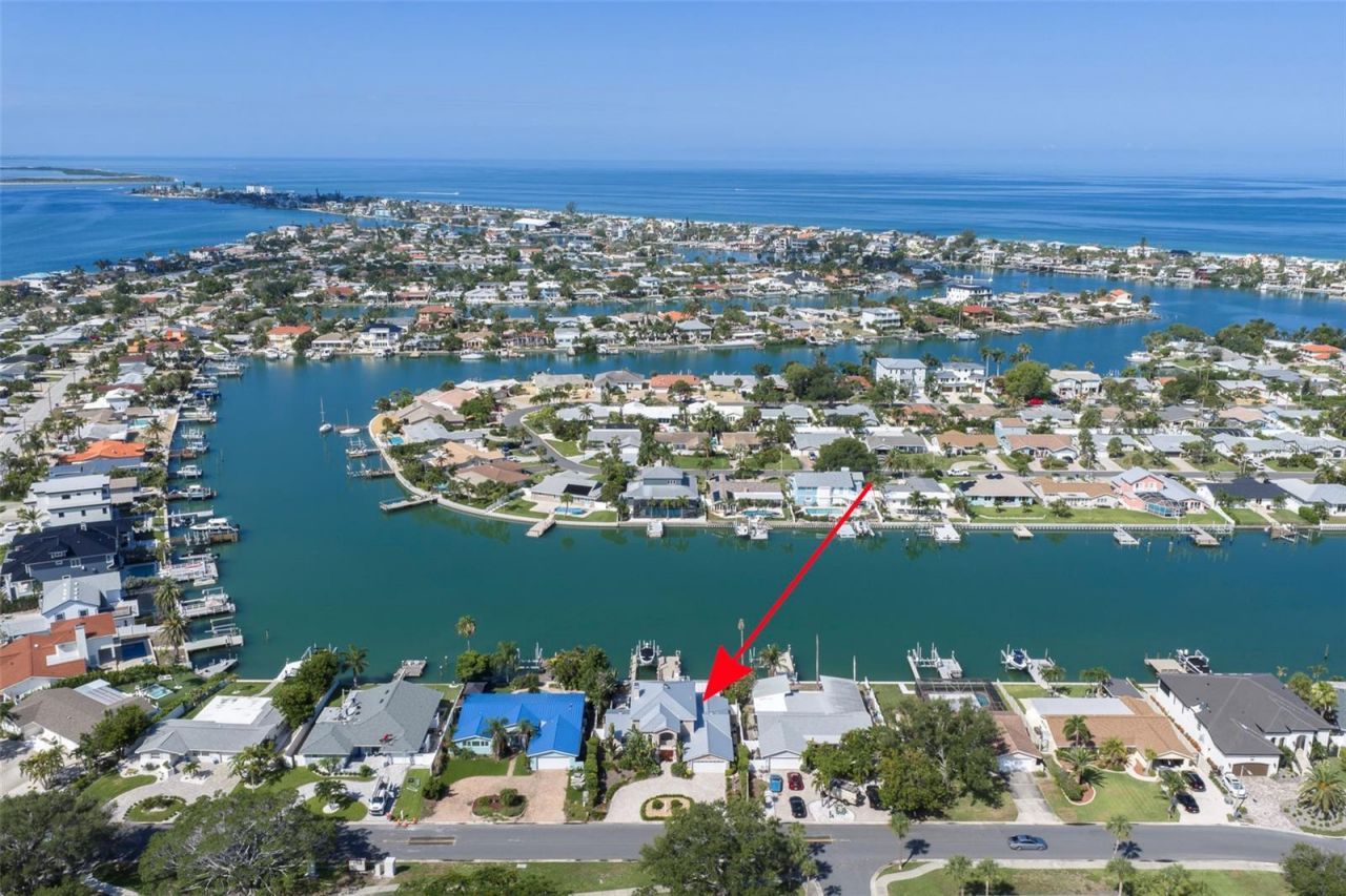 311 S Isle Drive, Saint Pete Beach, FL 33706 Photo