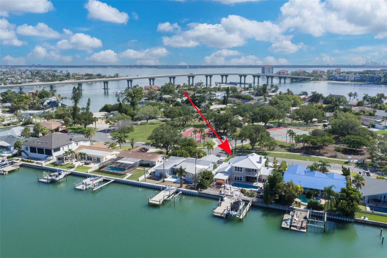 311 S Isle Drive, Saint Pete Beach, FL 33706 Photo