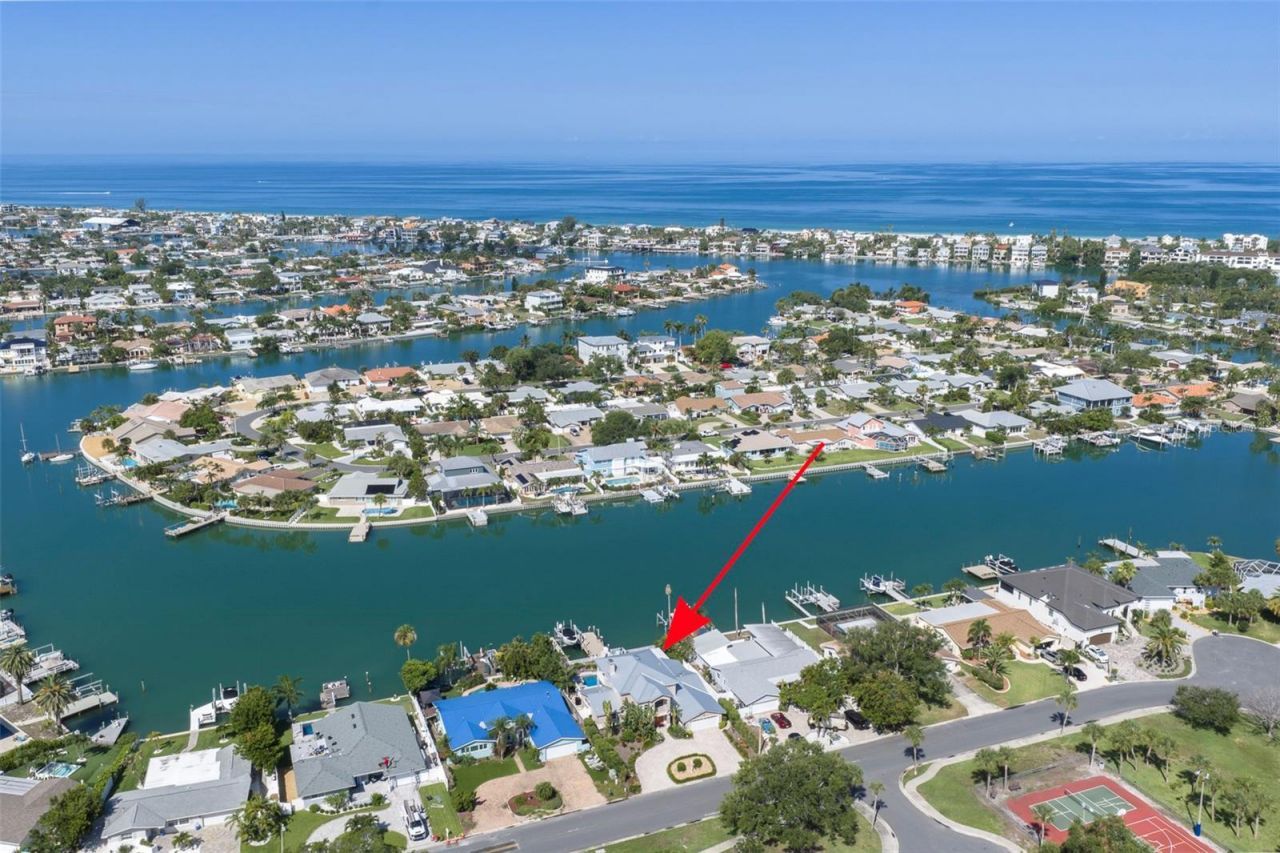 311 S Isle Drive, Saint Pete Beach, FL 33706 Photo