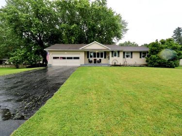 244 Southridge Drive , Rochester, NY 14626
