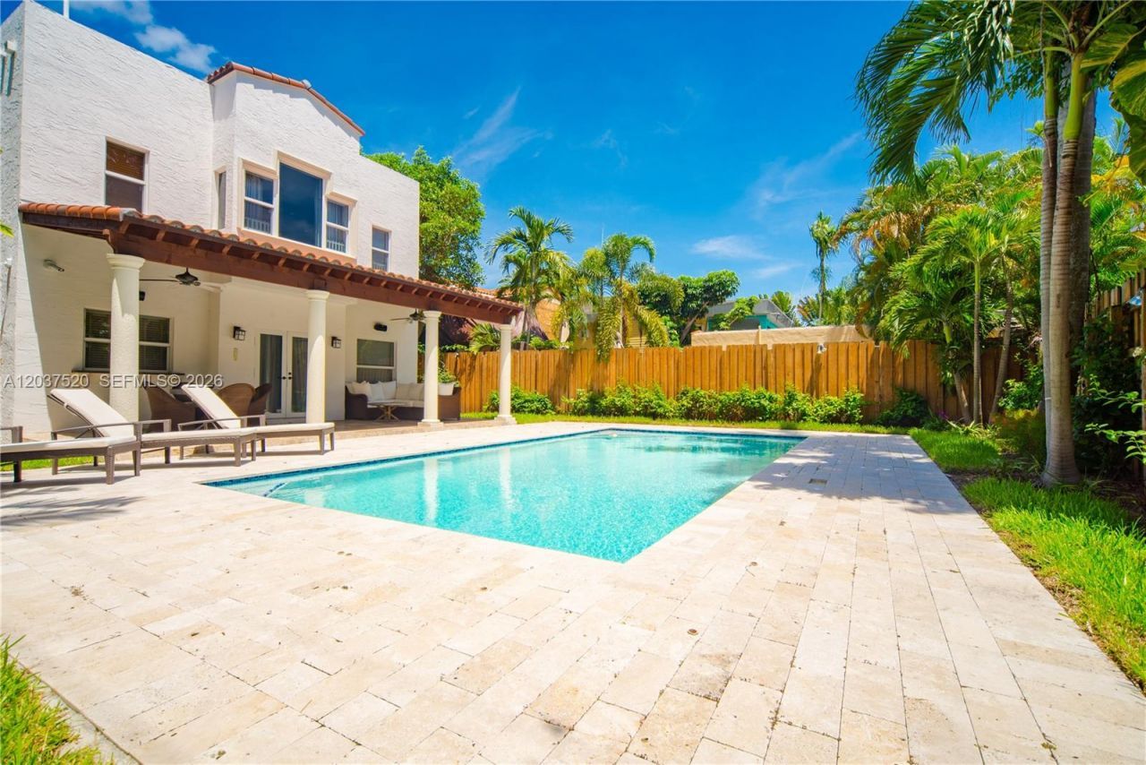 3514 Crystal Ct , Miami, FL 33133 Photo