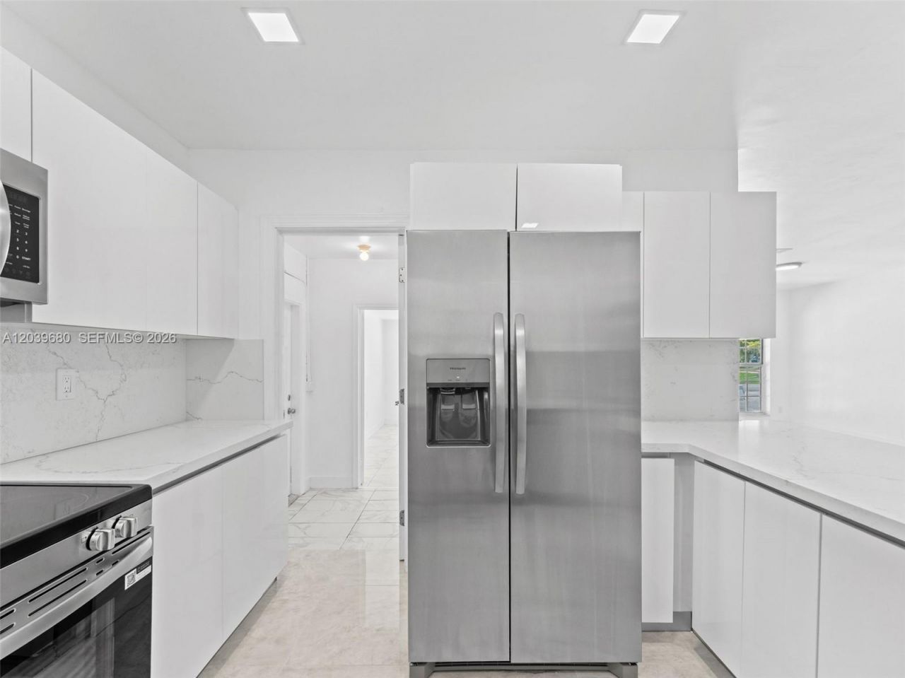 110 NE 152nd St, Miami, FL 33162 Photo