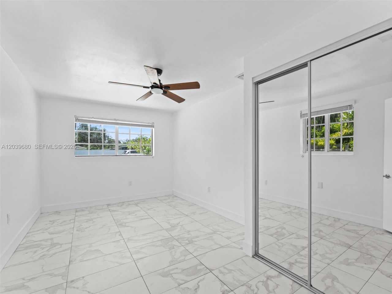 110 NE 152nd St, Miami, FL 33162 Photo