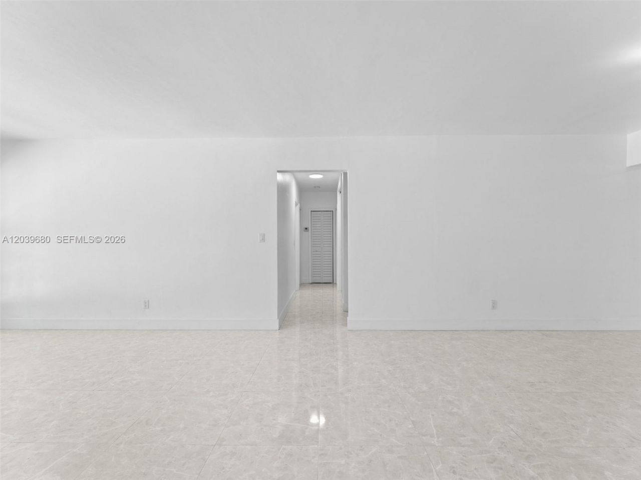 110 NE 152nd St, Miami, FL 33162 Photo
