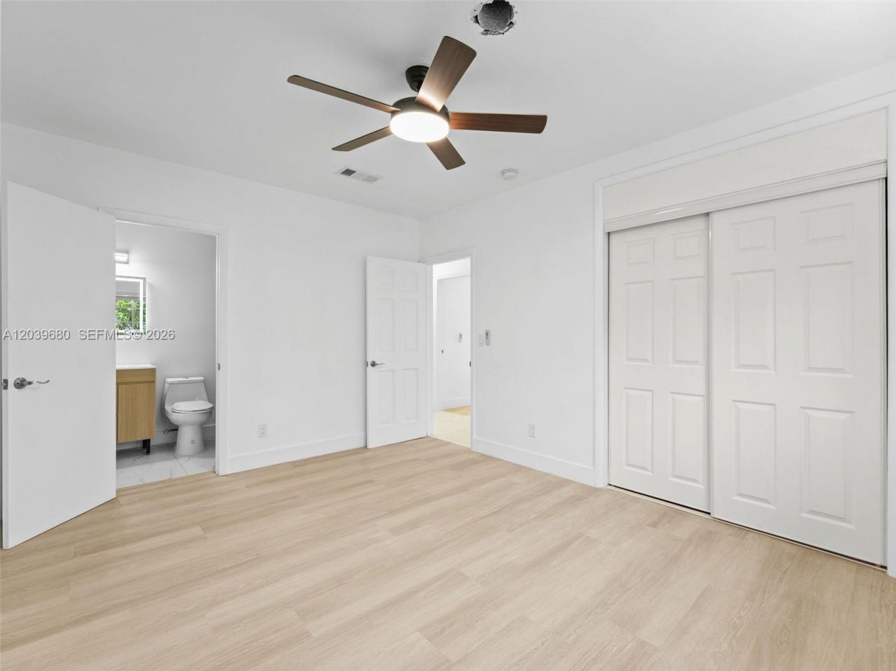 110 NE 152nd St, Miami, FL 33162 Photo