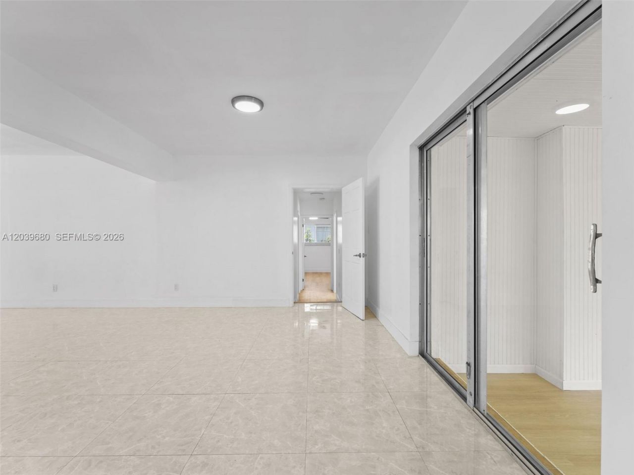 110 NE 152nd St, Miami, FL 33162 Photo
