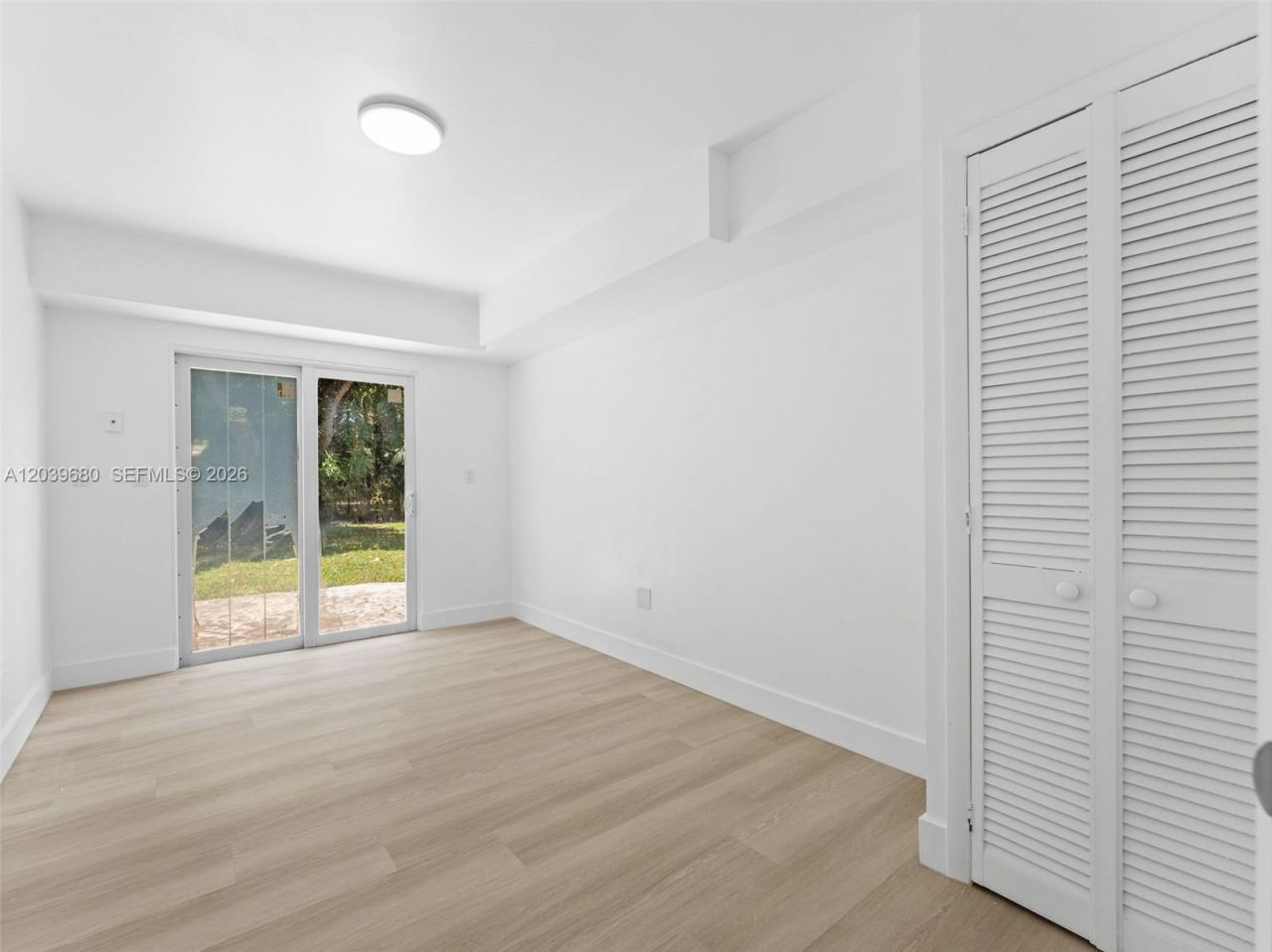 110 NE 152nd St, Miami, FL 33162 Photo