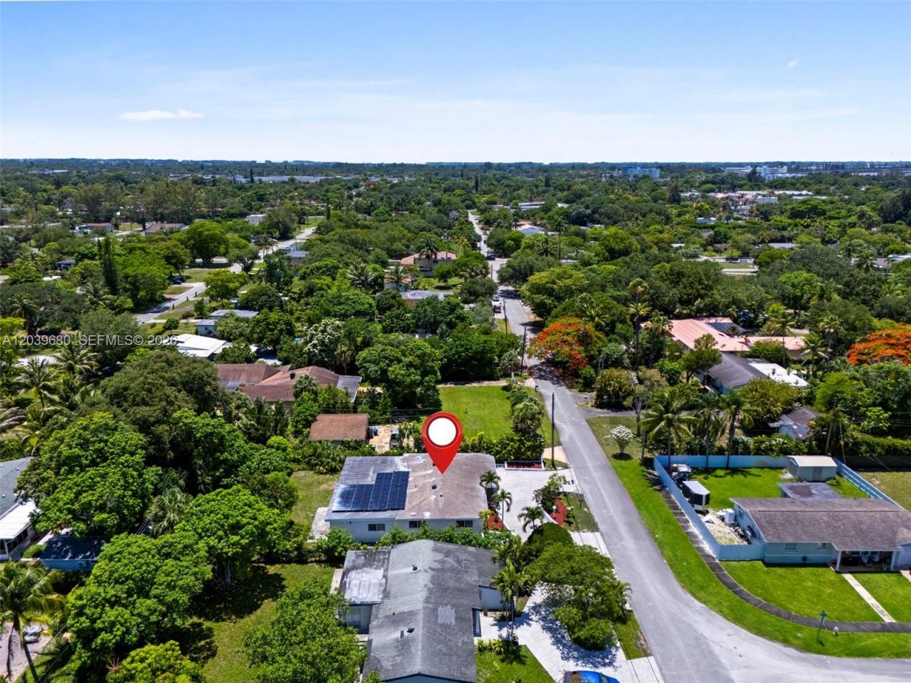 110 NE 152nd St, Miami, FL 33162 Photo