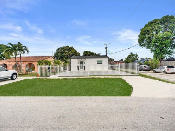 1245 Vermont St, Opa-Locka, FL 33054
