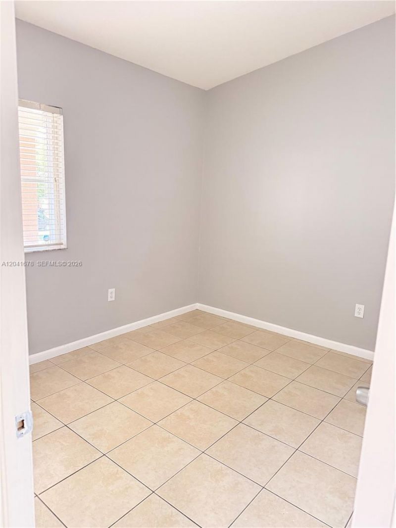 2930 SE 12th Rd , Unit 205-31, Homestead, FL 33035 Photo