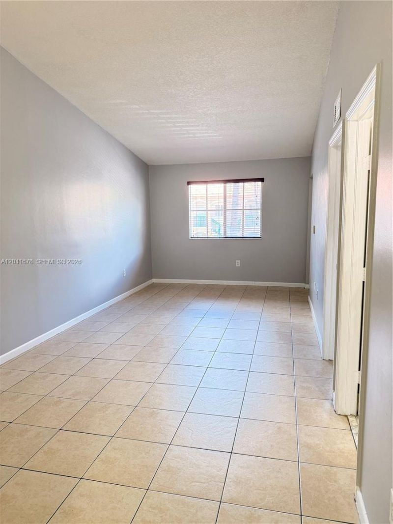 2930 SE 12th Rd , Unit 205-31, Homestead, FL 33035 Photo