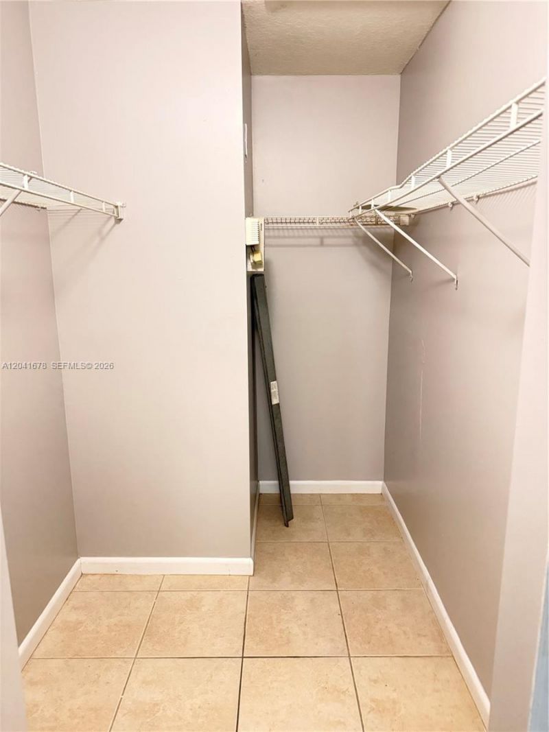 2930 SE 12th Rd , Unit 205-31, Homestead, FL 33035 Photo