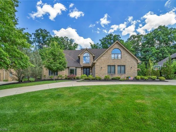 8536 Timber Trail , Brecksville, OH 44141