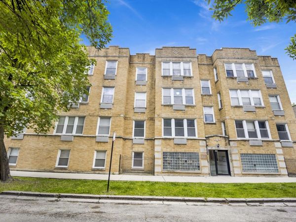 2456 N Hamlin Avenue , Unit 3N, Chicago, IL 60647