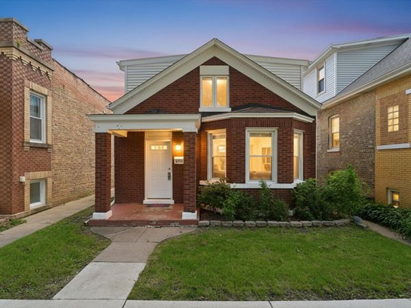 2715 Harvey Avenue , Berwyn, IL 60402