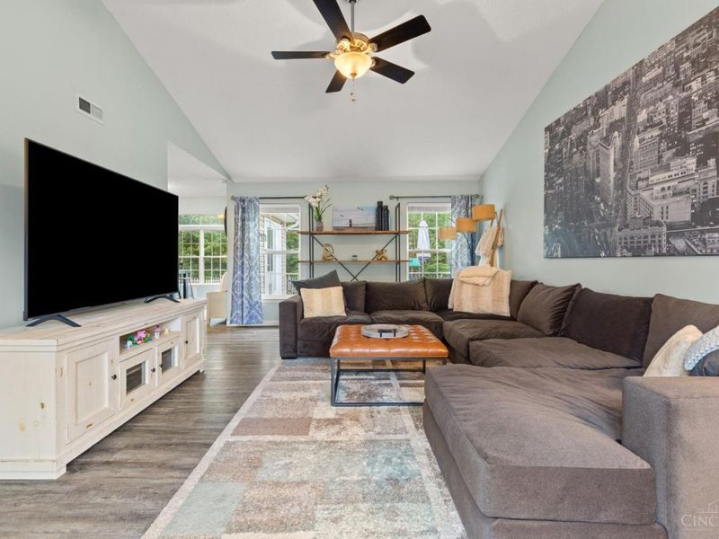 130 McDaniels Lane, Springboro, OH 45066 Photo 6