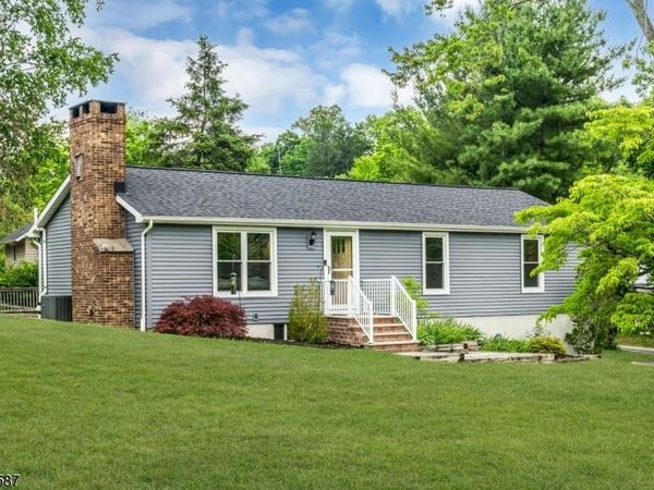 4 Beavers St, High Bridge, NJ 08829